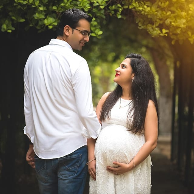 Maternity Indoor & Outdoor Shoot By Camotions