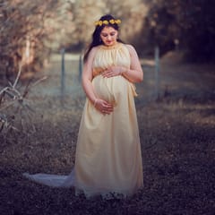 Maternity Shoot By The Baby Stories