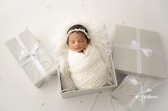 New Born Shoot By Fingly Family Moments