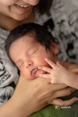 New Born Shoot By Fingly Family Moments