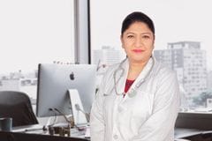 Dr. Meenakshi Tanwar - Obs and Gynecologist