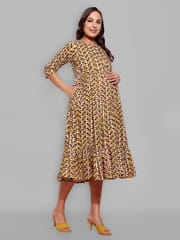 CHARISMOMIC Brown Beauty Hemline -Ruffle Maternity & Nursing : BROWN