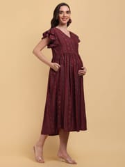 CHARISMOMIC Multiple Strips Delight  Maternity & Nursing Dress : Maroon